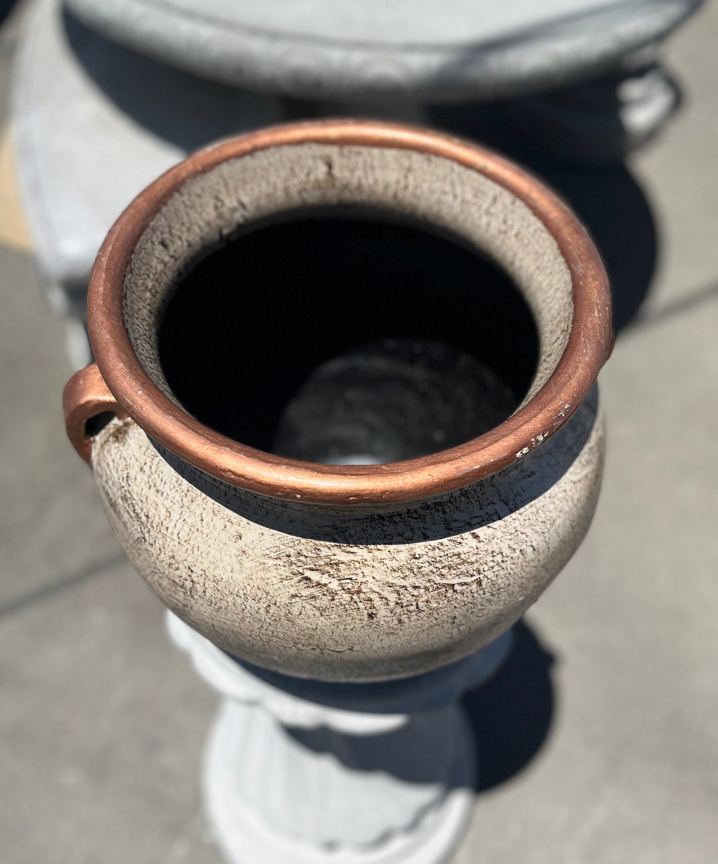 Leith French Country Planter